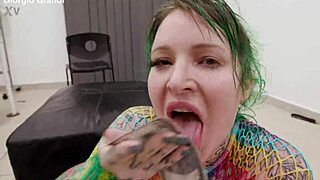 Alexxa Vice's Extreme 6on1 DAP Fisting Gapes and Squirt