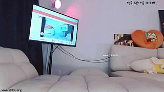 Sexy Korean Webcam Girl Neatly Masturbates Big Tits to Squirting Orgasm