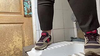 mature milf sneaks into hospital public toilet for a steamy pee show 😏💦
