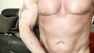 muscular bodybuilder unloads four massive cumshots in one day