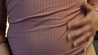 womanizer toy triggers her mind blowing squirting orgasm