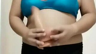 First squirting orgasm on realistic dildo fuck