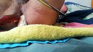 uh... mi culito juguetón loves anal toys deep