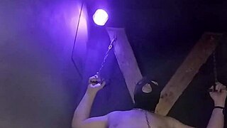 maitresse kantalis chained in club cage fucked hard