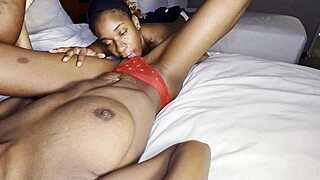 Two Ebony Amateurs Kiss Lick And Scissor Pussies In Homemade Lesbian Play