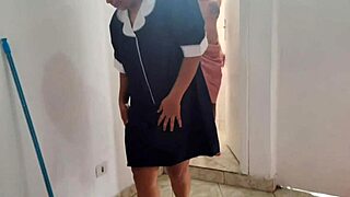 hotel maid came naked n i couldnt hold back fucked her juicy holes so good creampie finish