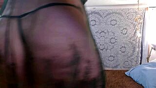 dawnskye1962 shows off her bouncing ass with twerk bonus