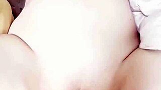 Korean Girl Machine Dildo Fucked!