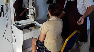 Camera catches nude barbershop hairdresser forcing curvy lady to undress for haircut