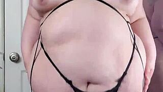 肥臀BBW内衣扭大屁股