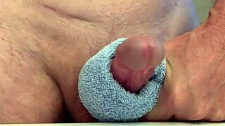 Watch me cum hard now 😩