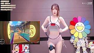 korean bj dance with sexy asian babe moving her body