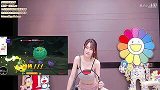 korean bj dance with sexy asian babe moving her body