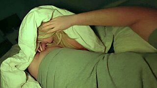 Blowjob From Stepmom Leaves Pussy Drenched In Cum During Holiday