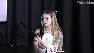 os conteudos verdadeiros sao os que ela mais gostou de fazer e tem fetiche de fazer gang bang mas nao se sente preparada e a menage com dois homens.