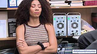 An officer fucking ebony teen shoplifter