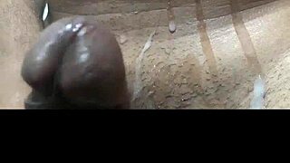 fui pego gozando assistindo porn