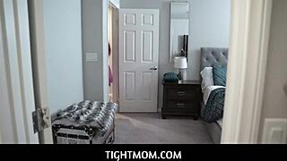tightmom skinny teen fucks step by stepdad to orgasm