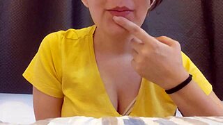 joi punheta guiada with instructions for handjob