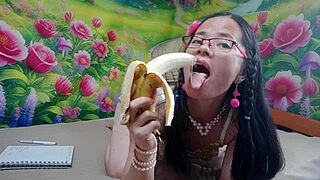 sucking banana video special turn you on