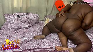 huge ass lesbians are going for 69 now