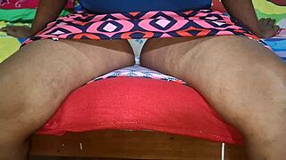 Cute asian housewife makes a horny homemade video that goes viral