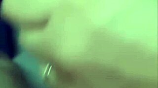 esposa gordinha bucetuda bends over for big cock