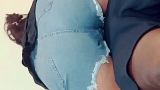 licking my black top girlfriend shaved pussy in dorm