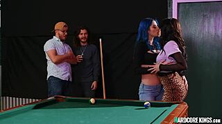 Blue haired lesbian tribbing brunette