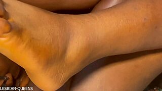 Lesbian Pro Licks Pussy Like Expert While Teasing Saggy Natural Tits Hard