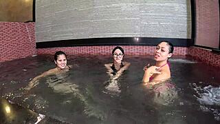festa no motel com duas amigas e binho ted